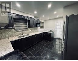 7073 Magic Court, Mississauga, ON L4T3A2 Photo 10