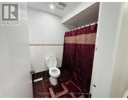 7073 Magic Court, Mississauga, ON L4T3A2 Photo 18
