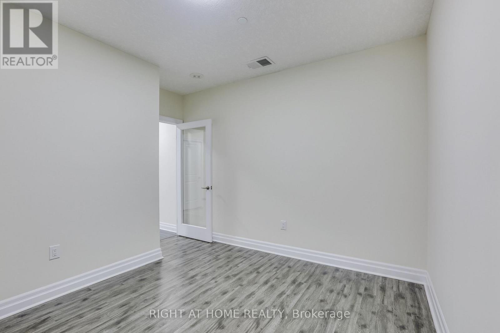#212 240 VILLAGEWALK BOULEVARD - Image 14