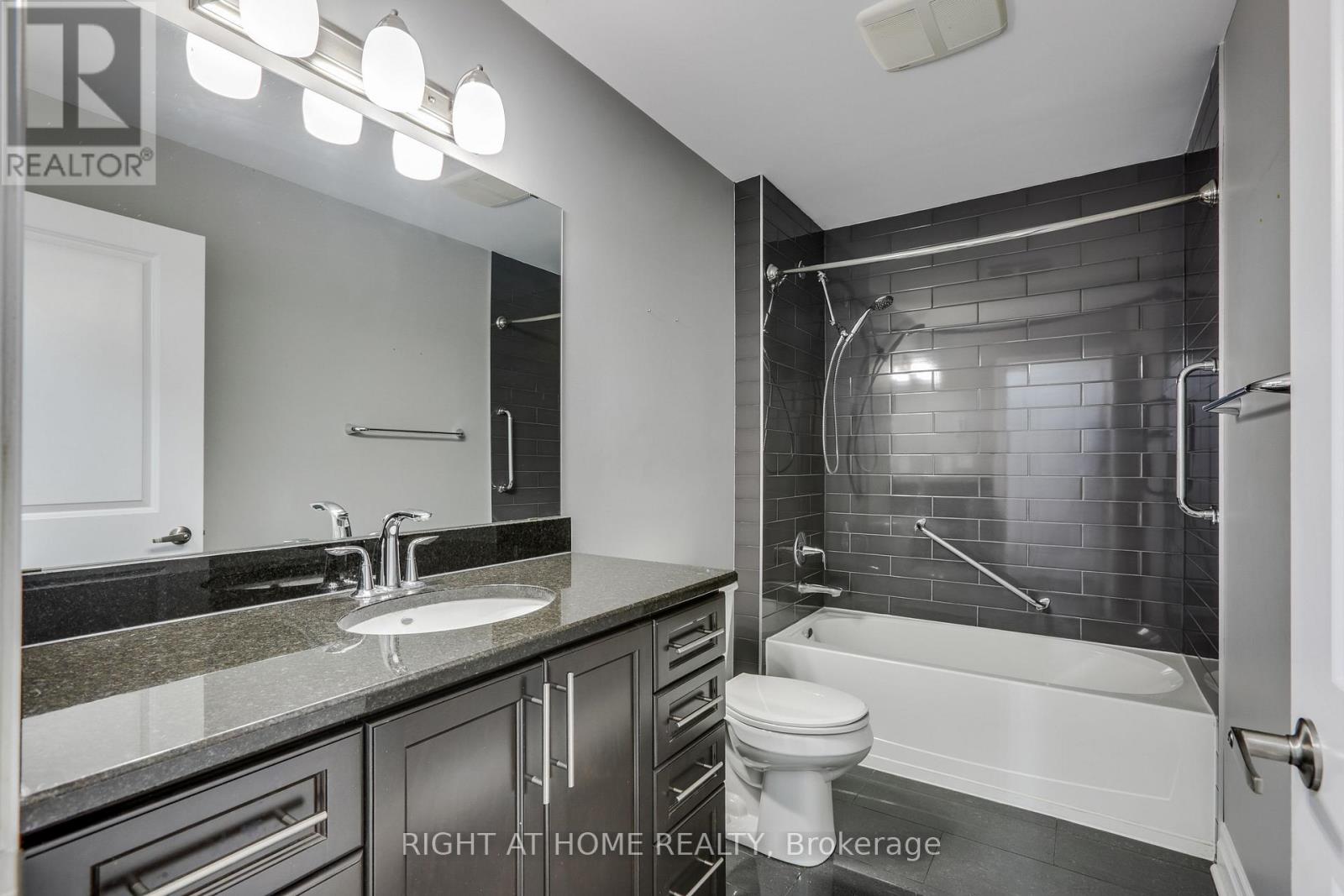 #212 240 VILLAGEWALK BOULEVARD - Image 17