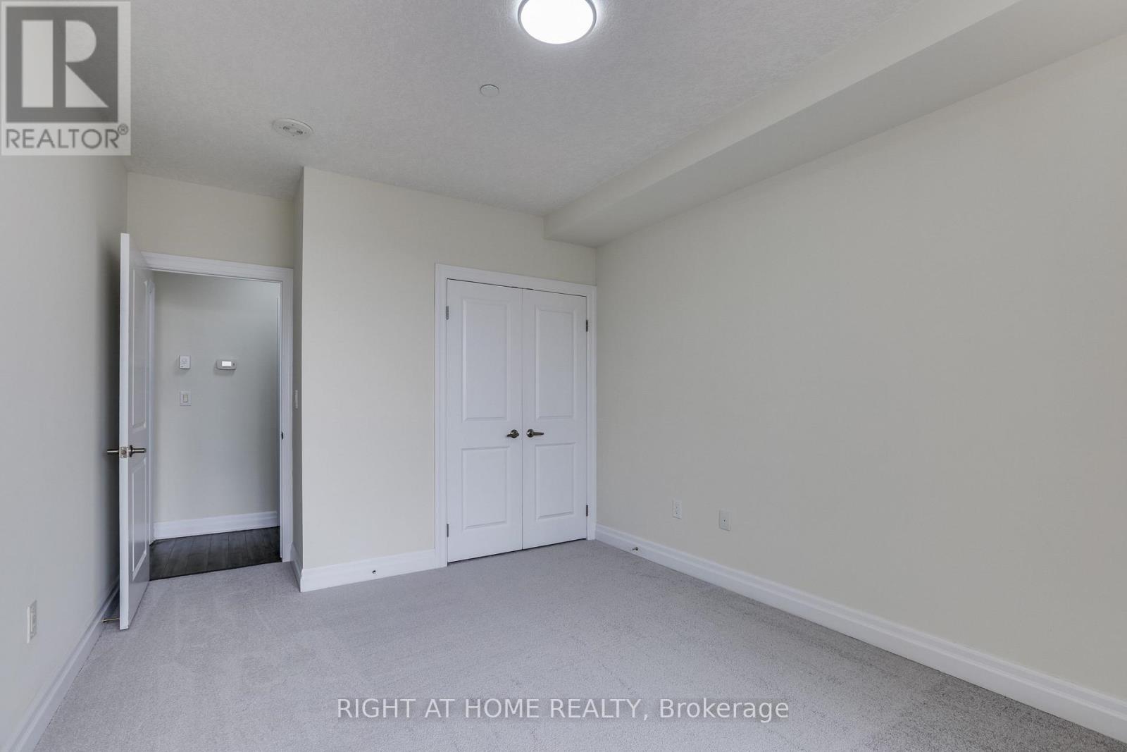 #212 240 VILLAGEWALK BOULEVARD - Image 19