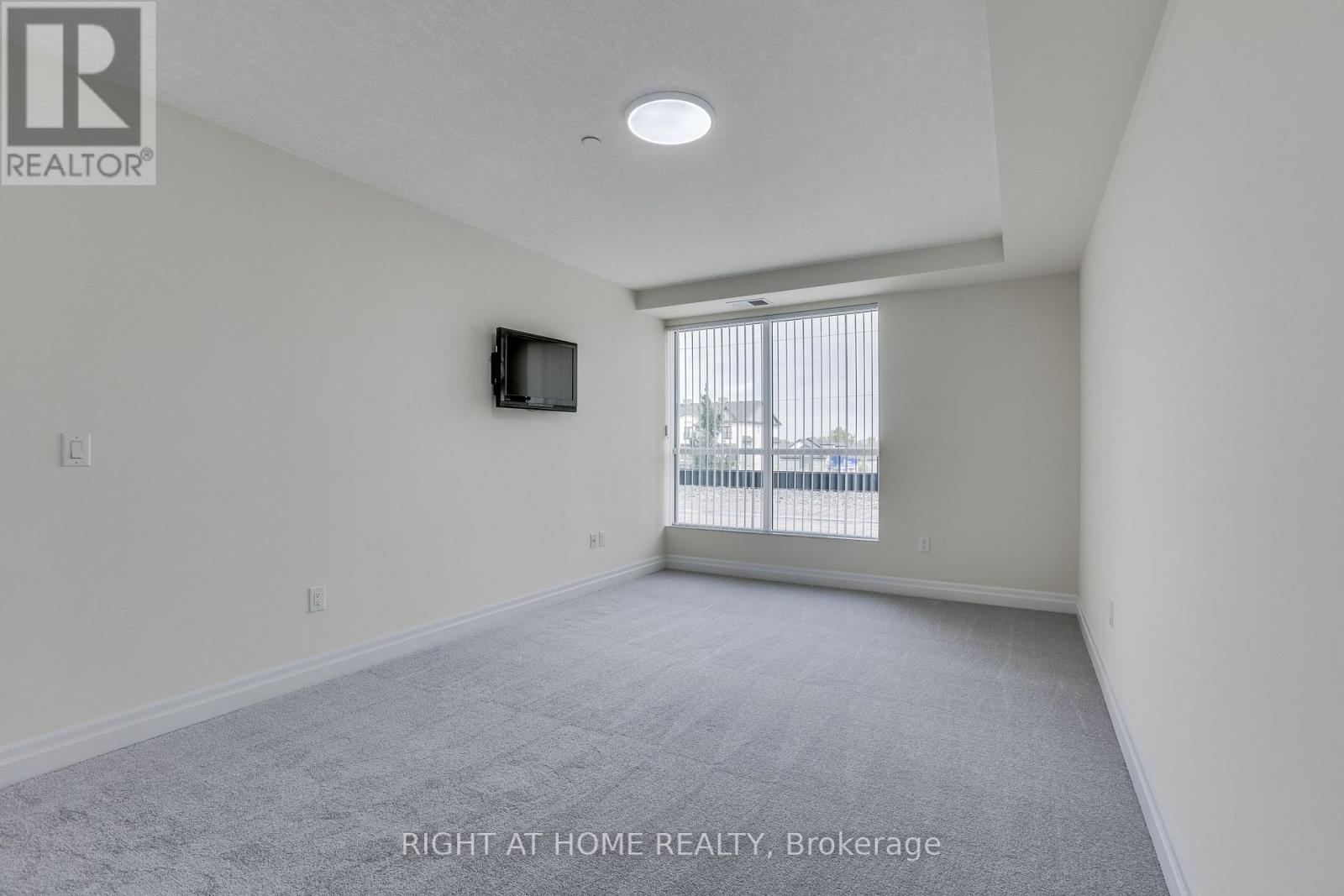 #212 240 VILLAGEWALK BOULEVARD - Image 21