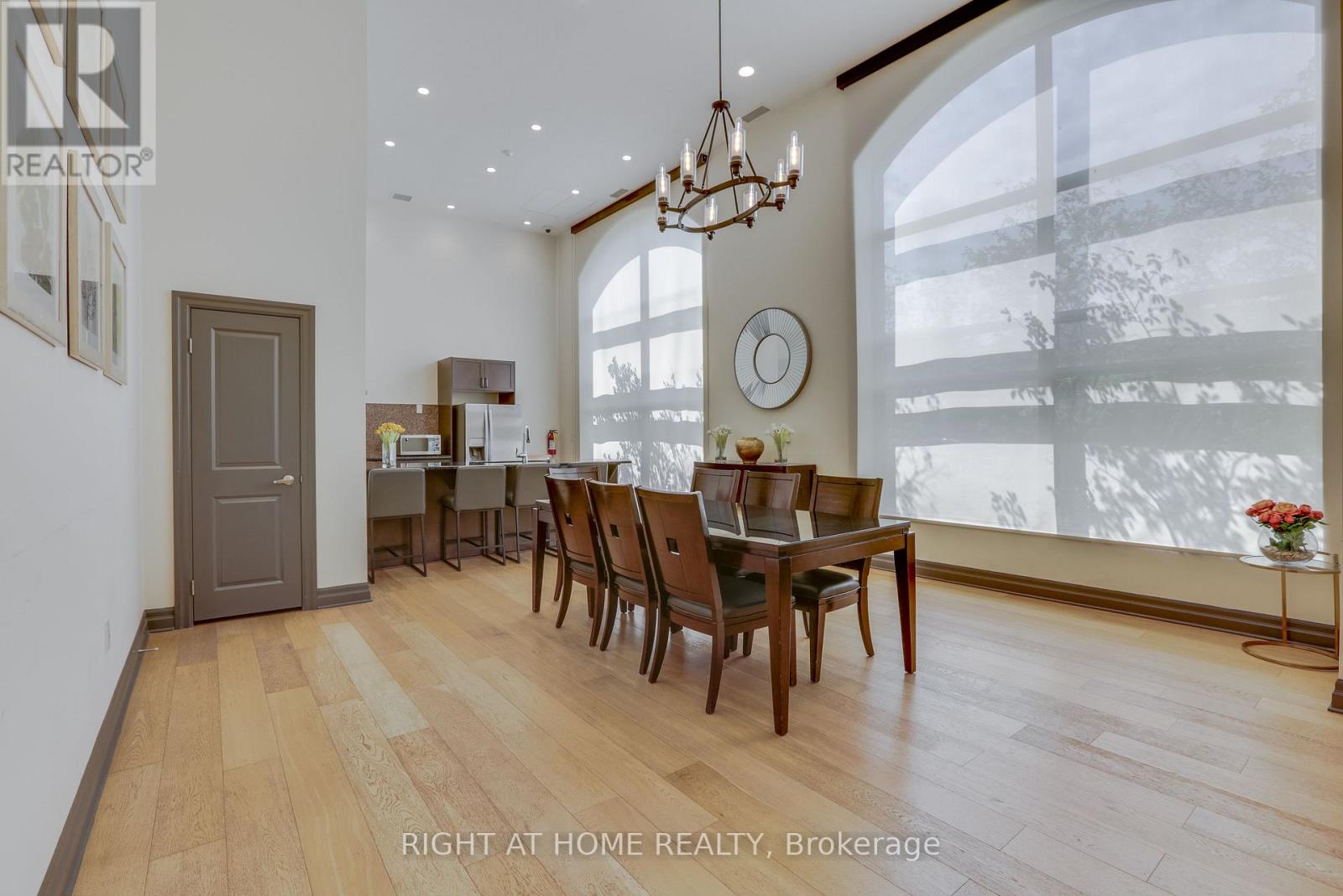 #212 240 VILLAGEWALK BOULEVARD - Image 29