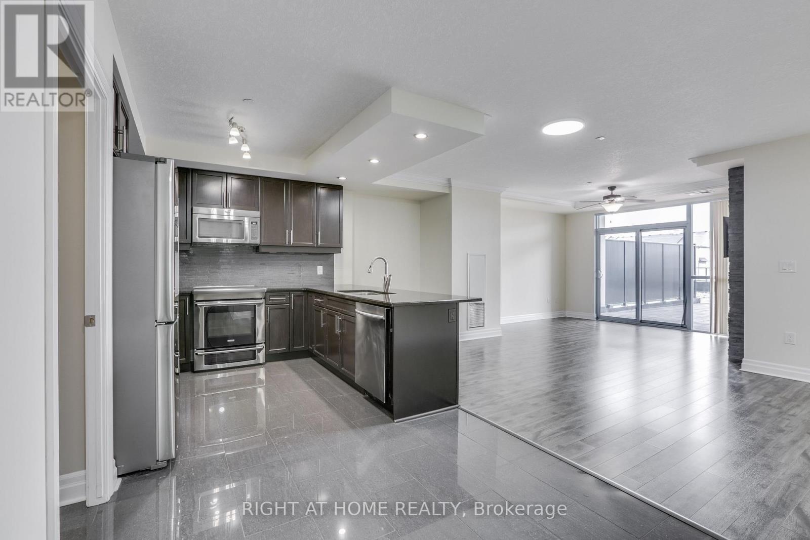 212 - 240 VILLAGEWALK BOULEVARD, London North (North R) — photo 4