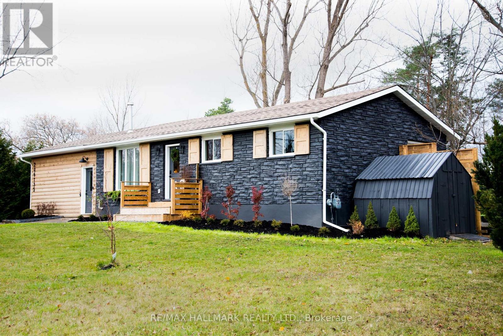 206135 SYKES STREET, Meaford — photo 2