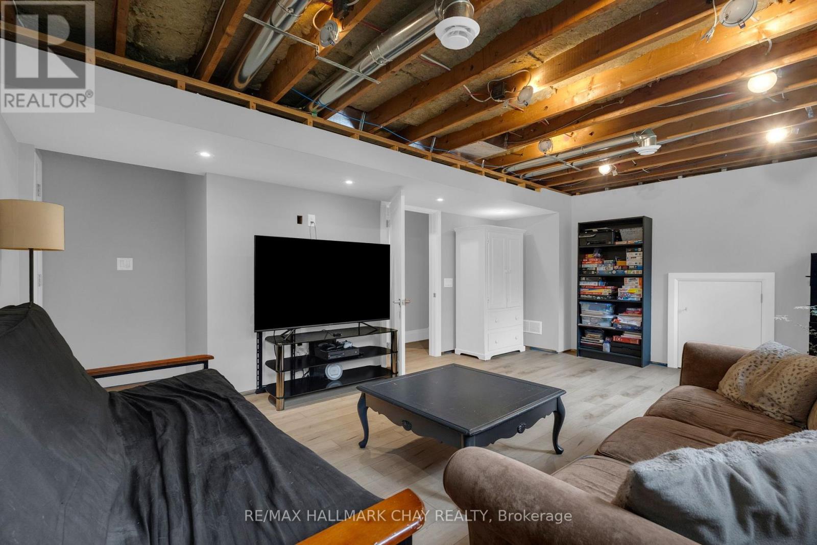 157 SUNNYSIDE STREET - 28