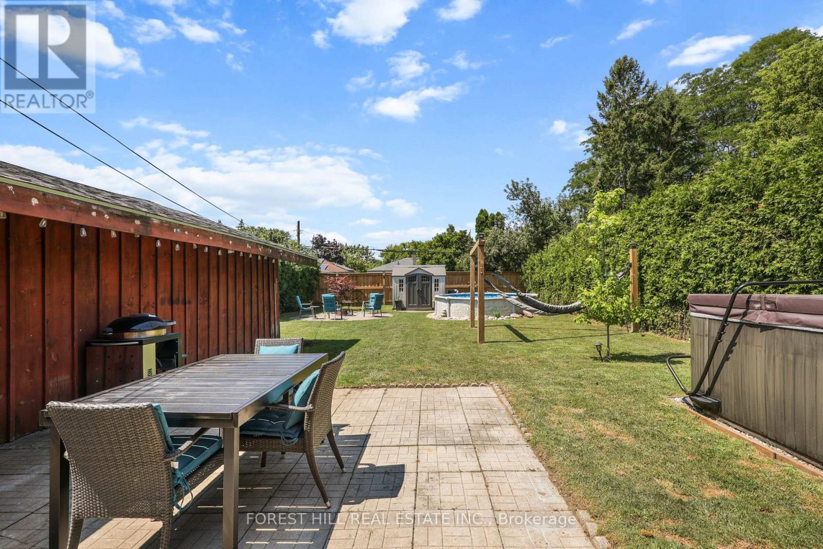 203 MERLIN CRESCENT - 42