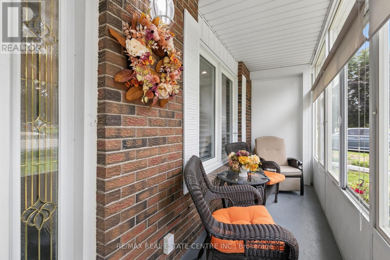184 WESTHEIGHTS DRIVE — photo 3