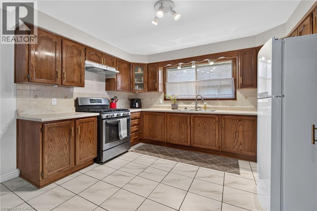 15 ELLEN Avenue - Image 18