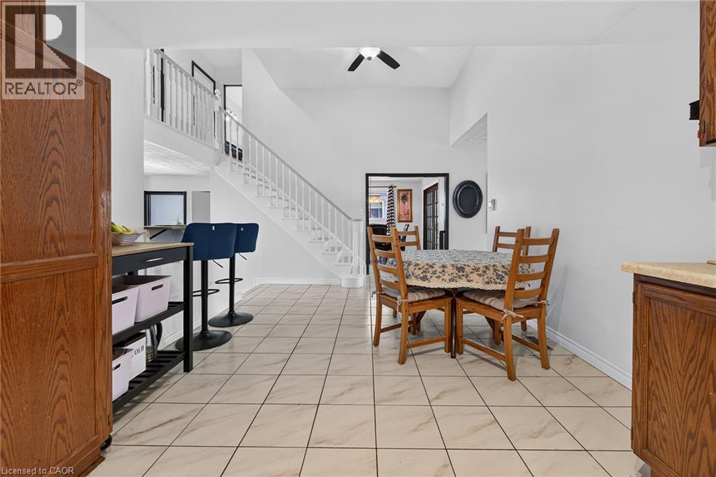 15 ELLEN Avenue - Image 20
