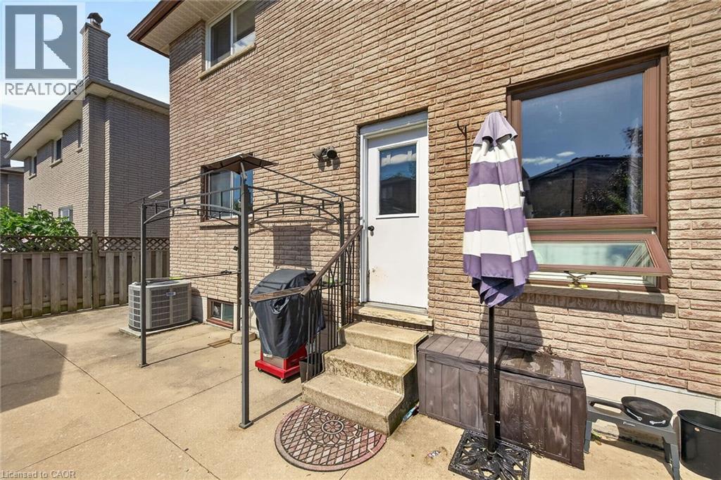 15 ELLEN Avenue - Image 42