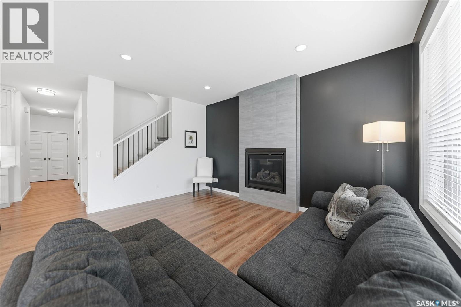 578 McFaull CRESCENT - 12