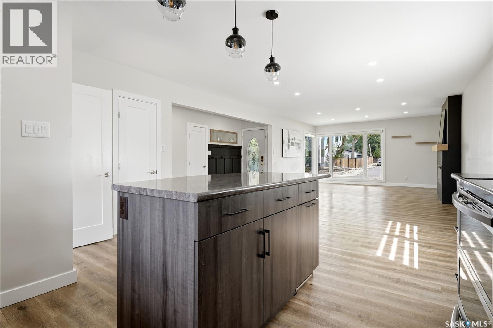 3284 Robinson STREET - Image 15