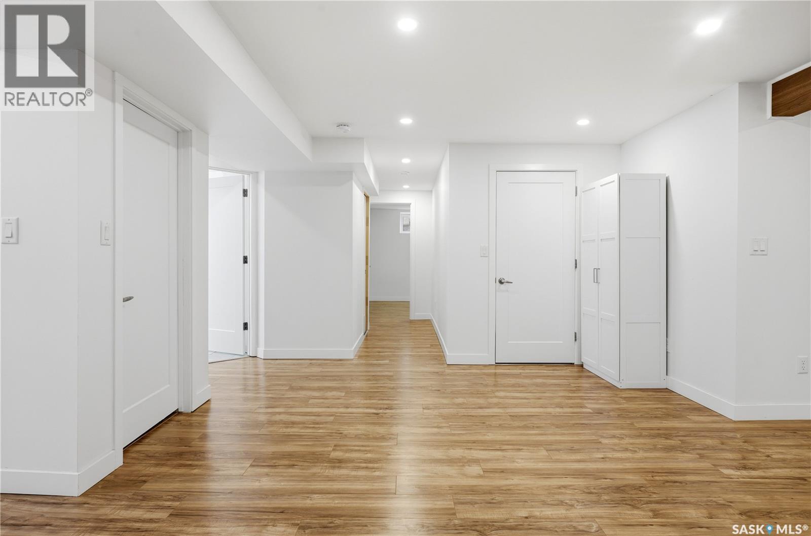 3284 Robinson STREET - Image 30
