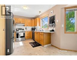 4pc Bathroom - 9701 98 Avenue, Sexsmith, AB T0H3C0 Photo 6