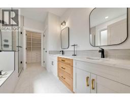 1027 Canyon Boulevard W - photo 21