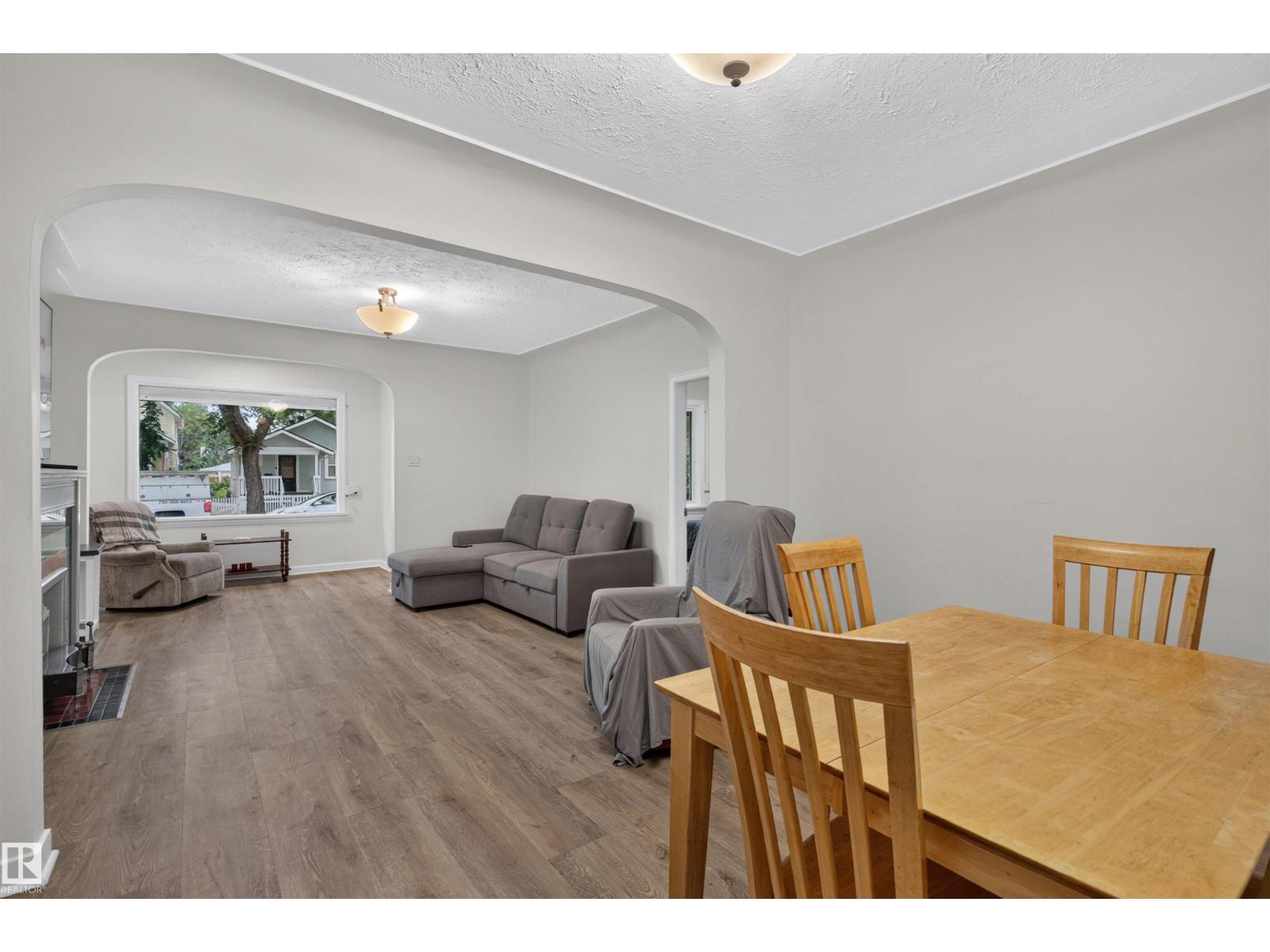 11431 88 ST NW - Image 11