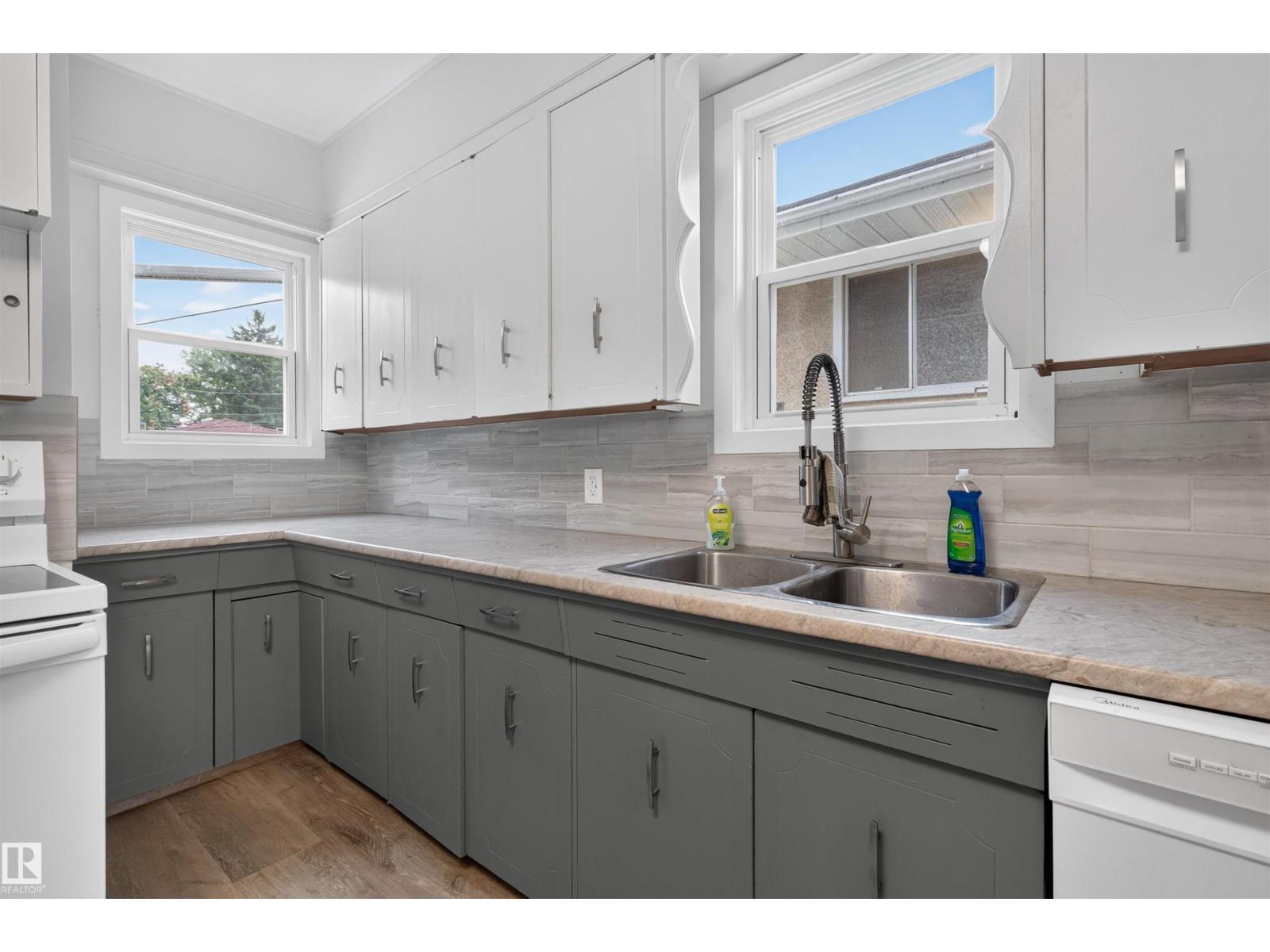 11431 88 ST NW - Image 13