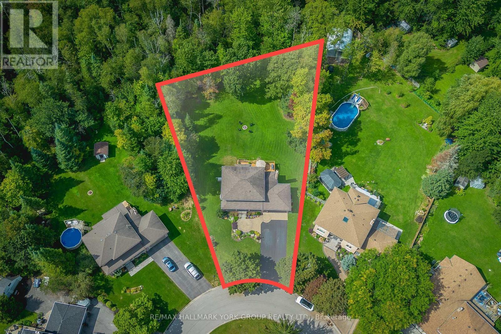 34 AMBERGLEN COURT, East Gwillimbury (Holland Landing) — photo 3