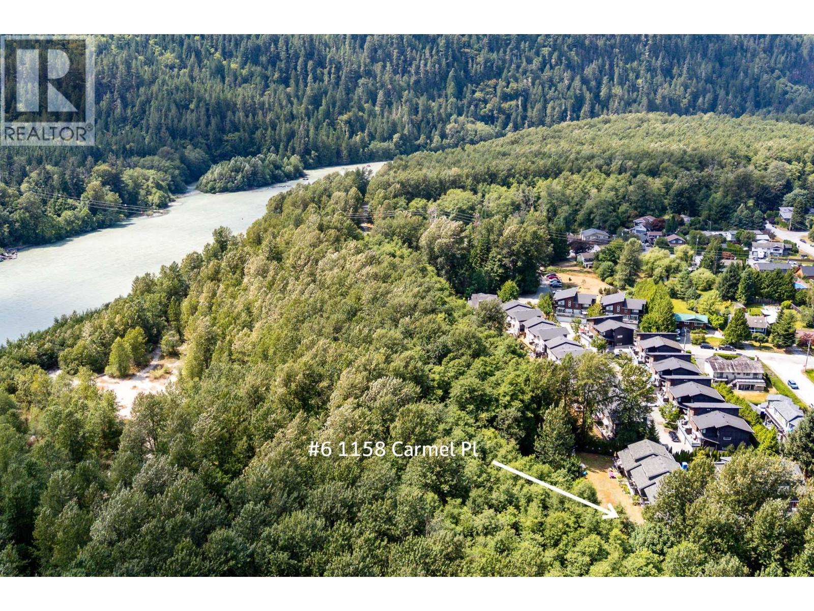 6 1158 CARMEL PLACE, Squamish — photo 3