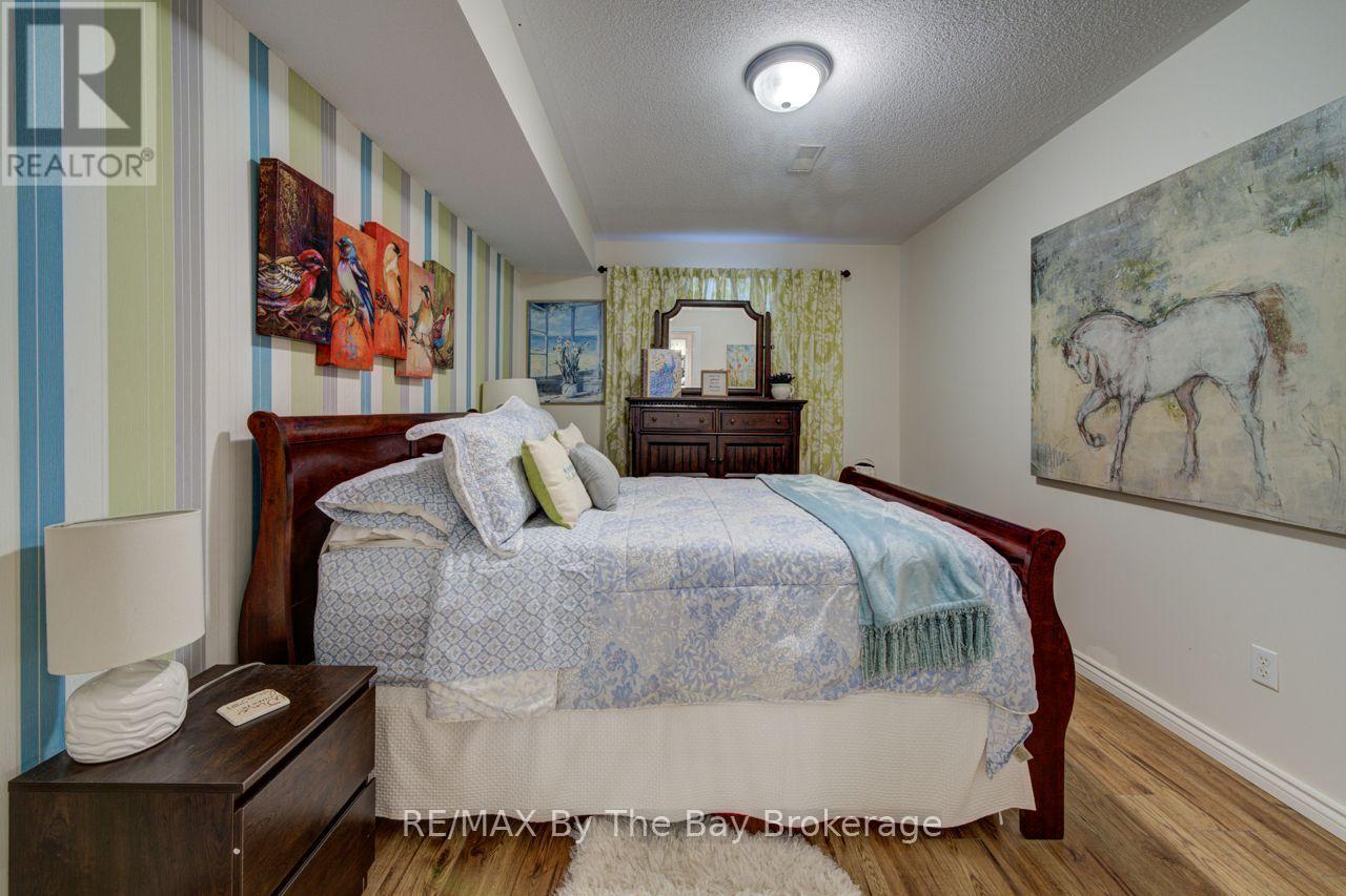 9 CRANBERRY HEIGHTS - 21