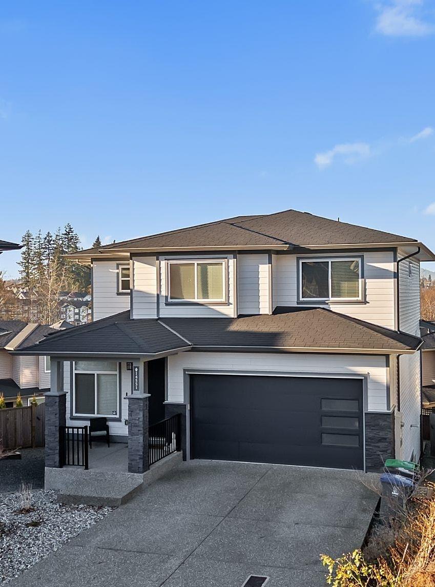14551 61 AVENUE, Surrey — photo 1