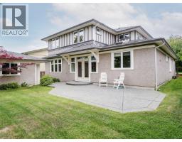 2286 Hazelton Pl, Saanich, BC V8N5C3 Photo 30