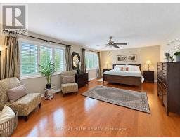 32 Lake Forest Drive, Richmond Hill, ON L4E0B2 Photo 20