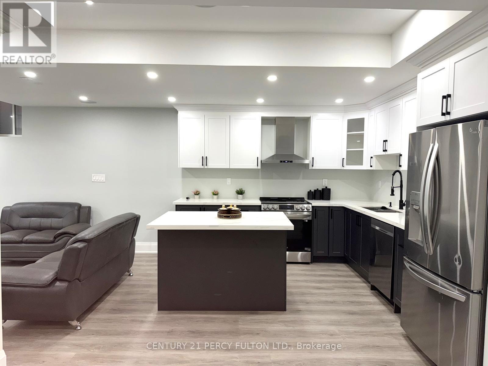 BSMT - 12 CHESNEY CRESCENT, Vaughan (Kleinburg) — photo 3