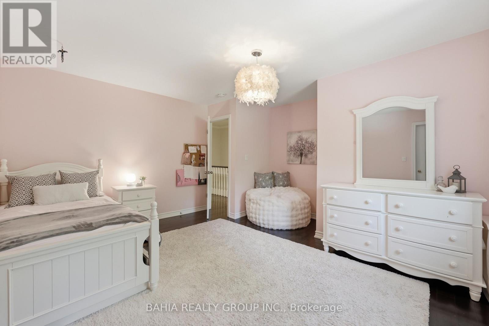 8663 WOOD CLOSE - Image 32