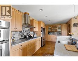Family room - 1936 Lakeshore Road 123, Woodslee, ON N0R1V0 Photo 10