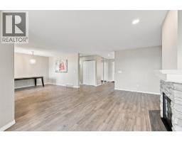 Living room - 15 Hudsons Bay Trail Unit# 305, Kamloops, BC V2C6S6 Photo 7