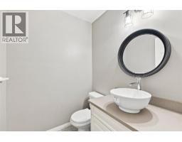15 Hudsons Bay Trail Unit# 305, Kamloops, BC V2C6S6 Photo 20