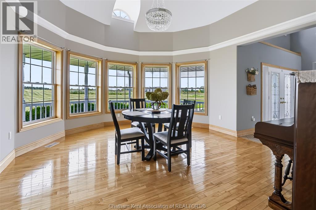 1951 Brigden ROAD - 12