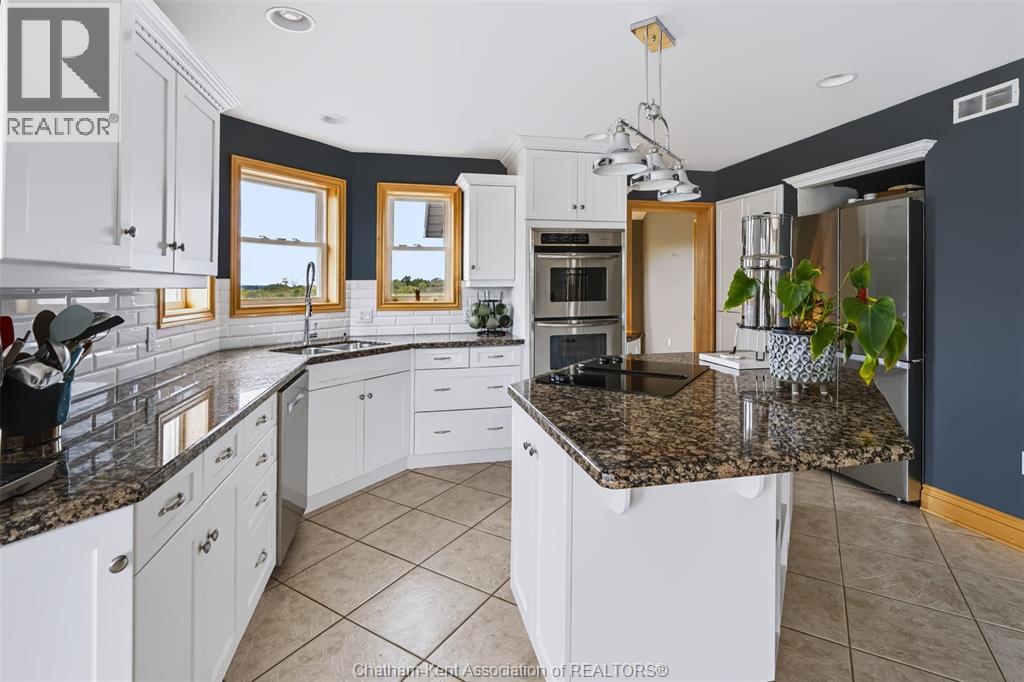 1951 Brigden ROAD - 14