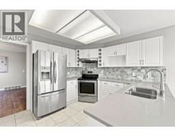 15 Hudsons Bay Trail Unit# 305, Kamloops, BC V2C6S6 Photo 14