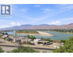 15 Hudsons Bay Trail Unit# 305, Kamloops, BC V2C6S6 Photo 42