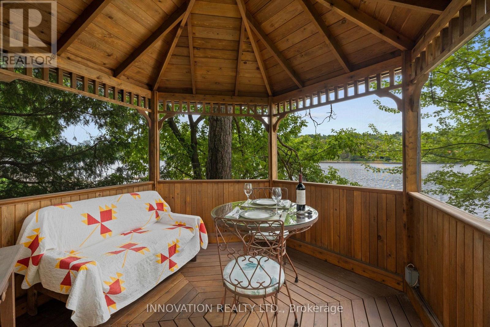 956 BAYVIEW DRIVE - Image 38