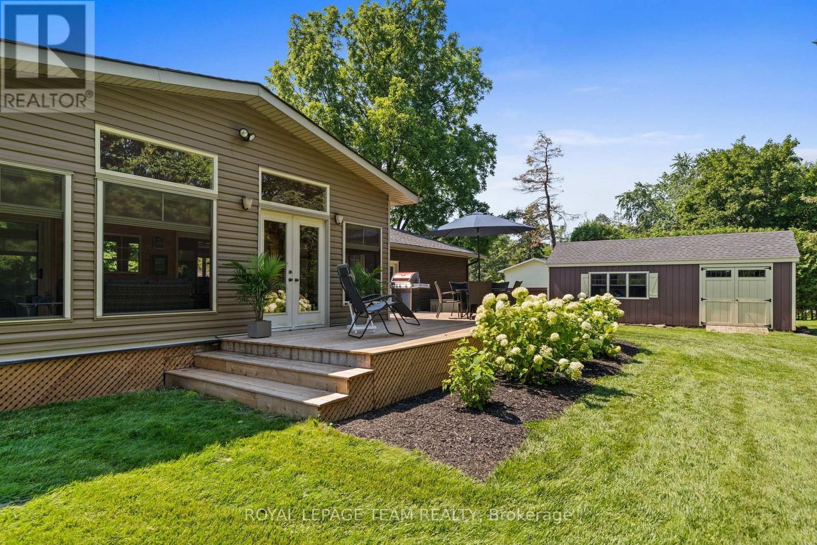 1279 FAIRWAY DRIVE - 37