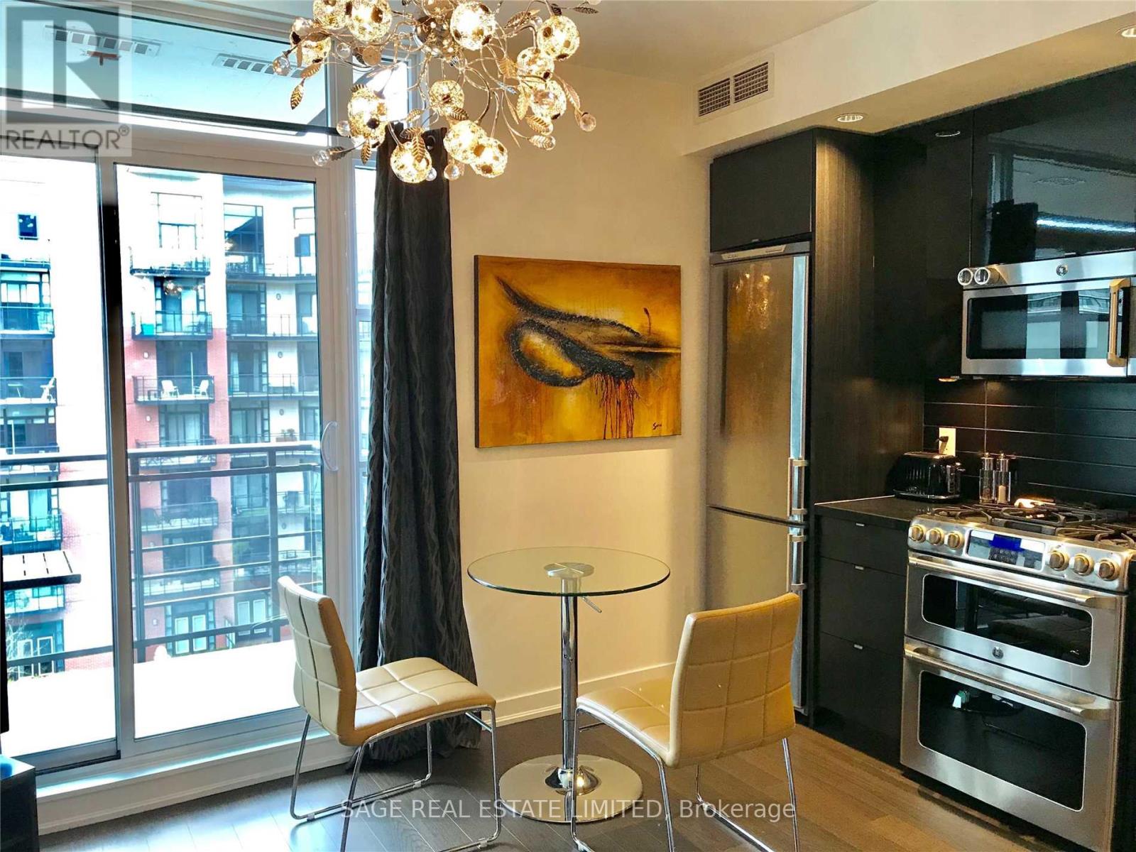 #533 88 COLGATE AVENUE - 4