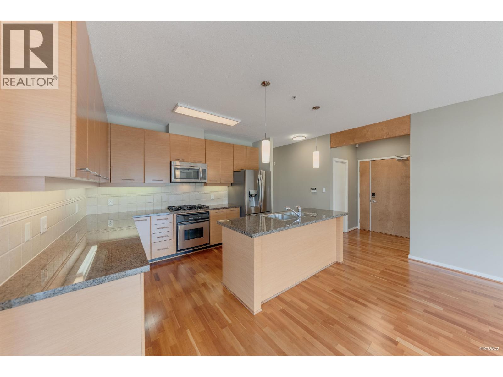 510 530 RAVEN WOODS DRIVE, North Vancouver — photo 4
