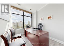 306 - 10376 Yonge Street N, Richmond Hill, ON L4C3B8 Photo 7