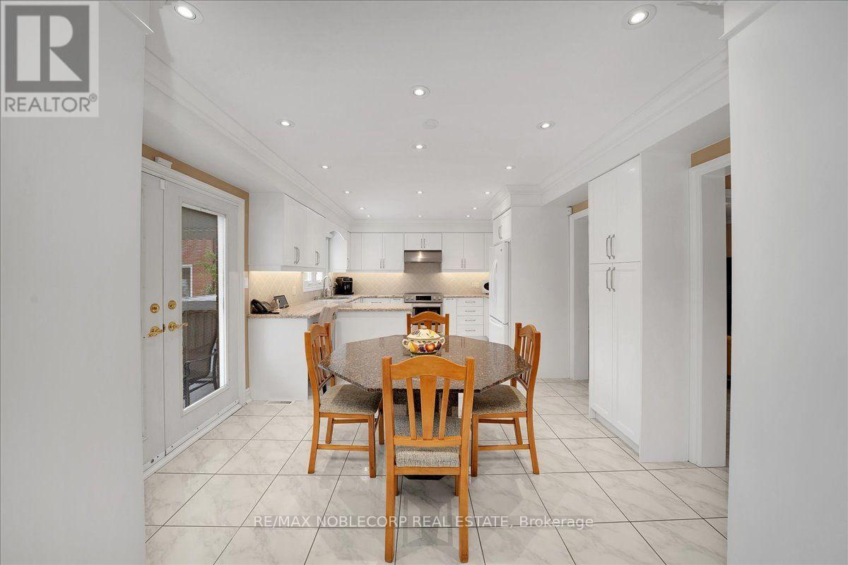 109 WIGWOSS DRIVE - 14