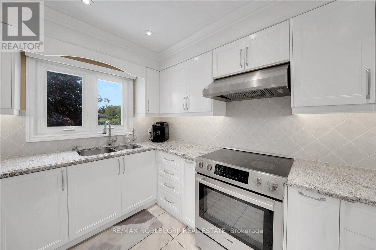 109 WIGWOSS DRIVE - 17