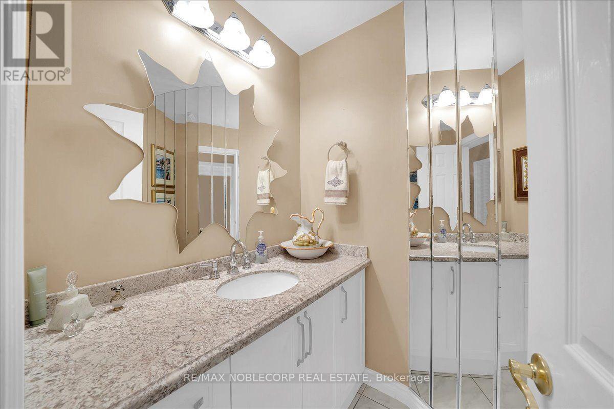 109 WIGWOSS DRIVE - 21