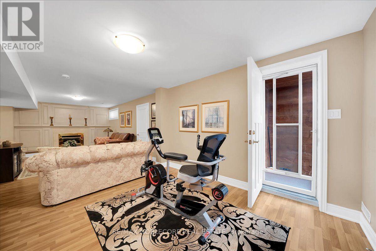 109 WIGWOSS DRIVE - 46