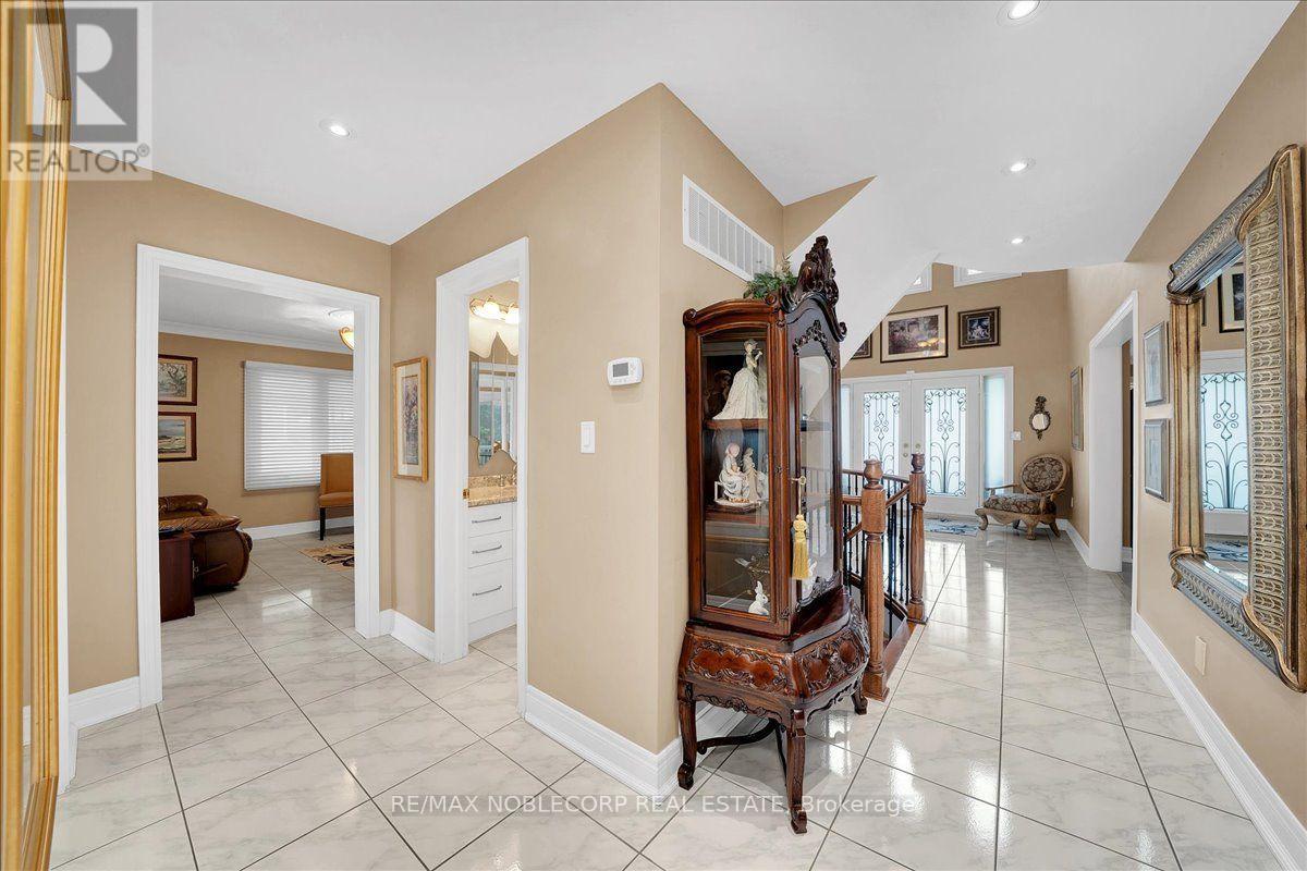 109 WIGWOSS DRIVE - 7
