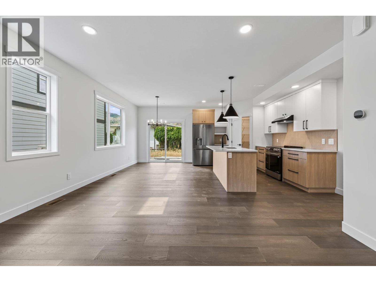 723 LYNE Road - 3