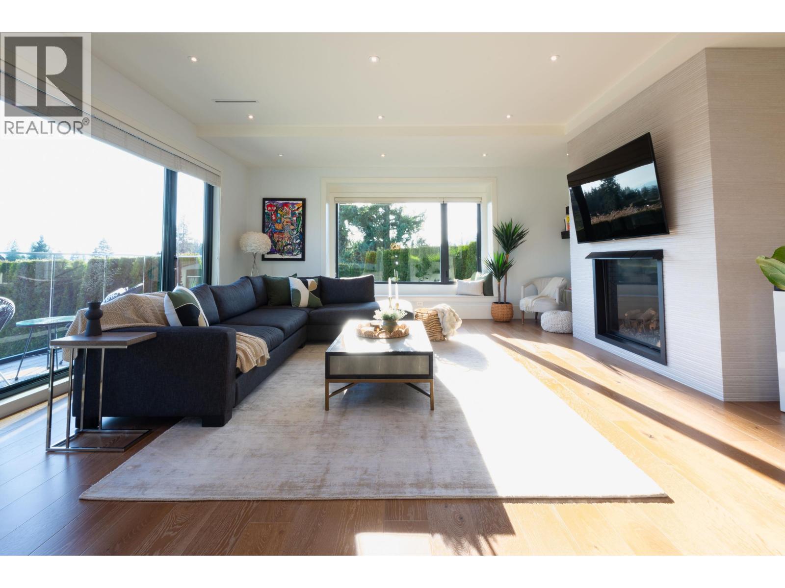 908 BEACONSFIELD ROAD, North Vancouver — photo 6