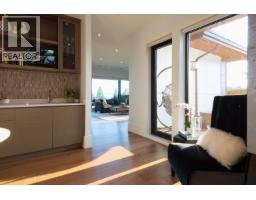 908 Beaconsfield Road, North Vancouver, BC V7R1S8 Photo 10